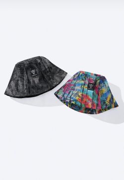 Supreme ®️ South2 West 8 Bush Tulip Hat