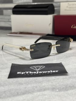 Cartier White Buffs Black Tint Gold 