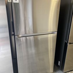 Samsung Stainless Steel 21 Cu. Ft. Top Freezer Refrigerator With FlexZone