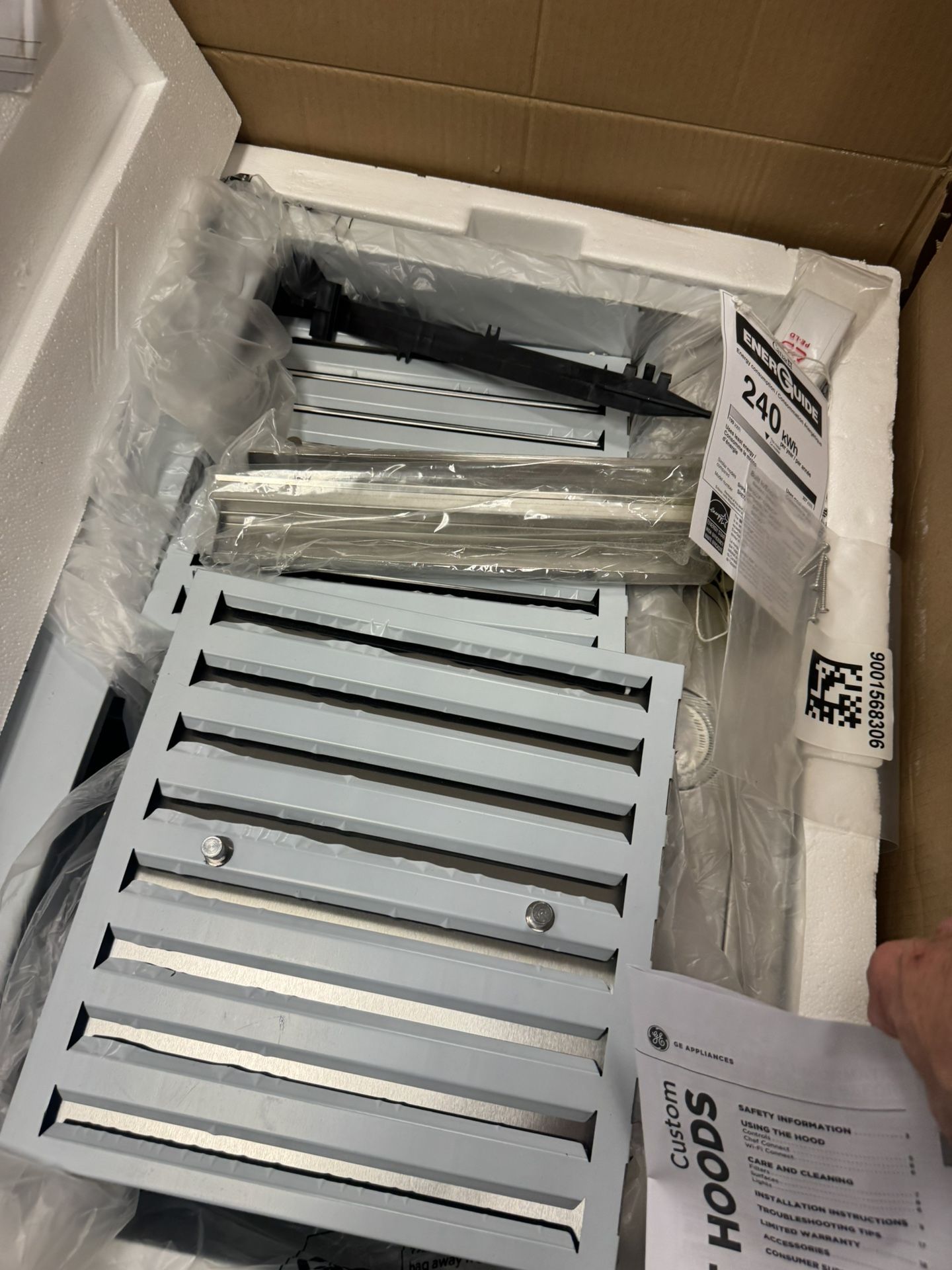 BRAND NEW 30" SMART DESIGNER CUSTOM INSERT W/ DIMMABLE LED LIGHTING - RETAIL: $899