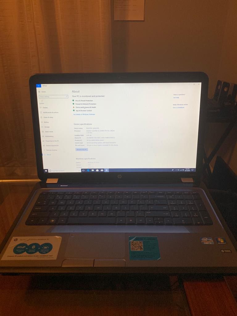 HP Laptop i3 17.3” g7-1310us