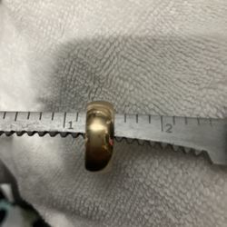 14k 5gram Yellow Gold Band Ring Size 8