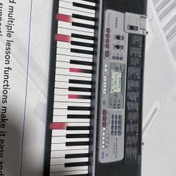 Casio LK-210 Key Lighting Keyboard 61 Full Size Keys 