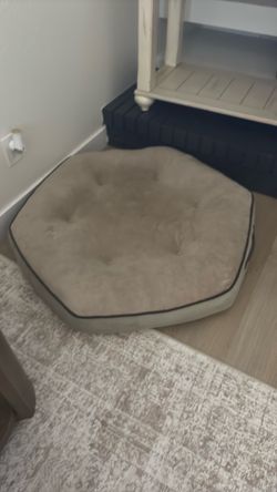 Dog bed