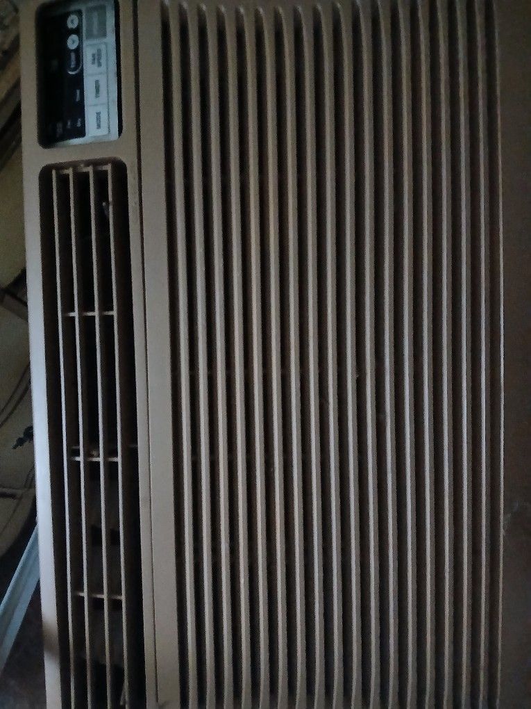 15000 Btu LG Window Ac