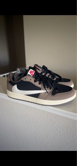 Travis Scott size 9.5