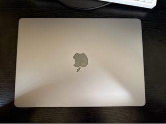 2021 MacBook Pro M1 Pro 14 inch 512 GB (16 GB Ram)