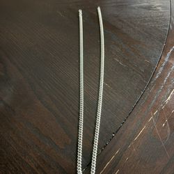 Silver chain Not free