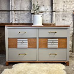 !!SOLD!! Mid Century Dresser
