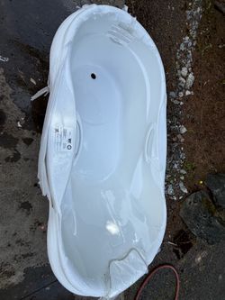 Maax 72” drop in soaking tub
