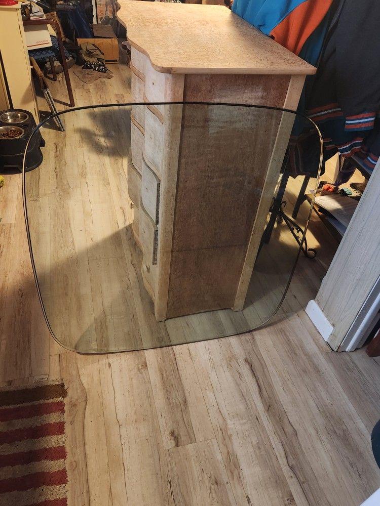 3 Foot By 3 Foot Tempered Glass Beveled Edge Tabletop