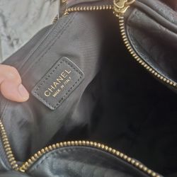 Channel Tote Bag With Zipper