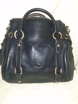 Dooney & Bourke purse
