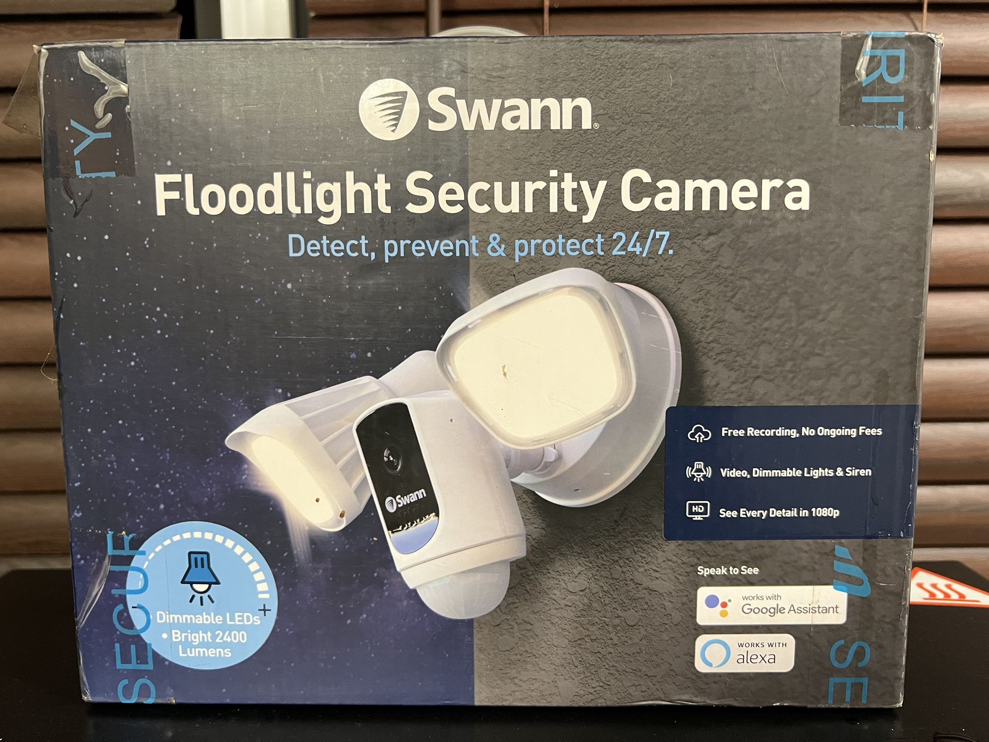 Swann Floodlight Security Camera