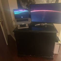 Free!!! Computer Desk With Storage and Hideaway Doors For Small Spaces (compact) 