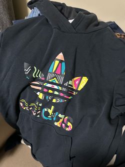 Size medium Big kids unisex Adidas hoodie