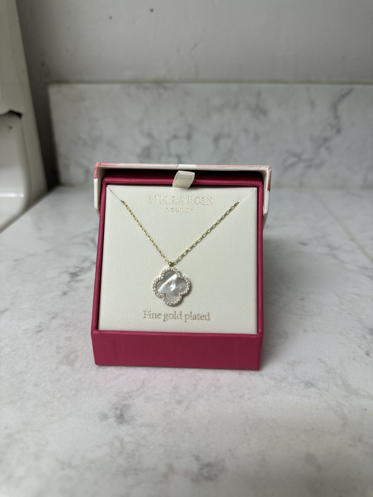 Stella Rose London Gold Necklace with Dainty Pendant