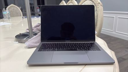 MacBook Pro 13 inch