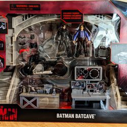 Batman Batcave Action Play Set with Penguin Action figure included
