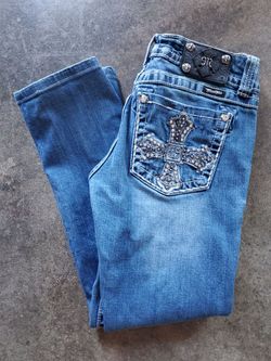 Miss Me Medium Wash Embellished Jeans - Size 29 - JP(contact info removed)