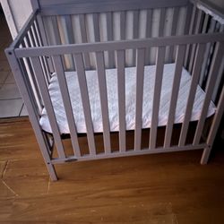 Baby Crib 