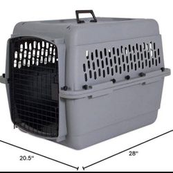 Petmate Aspen Pet Traditional Kennel, 28", for Dogs 20-30 Lbs