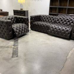 New Sofa and Chair rich Corinthian leather by Primitive