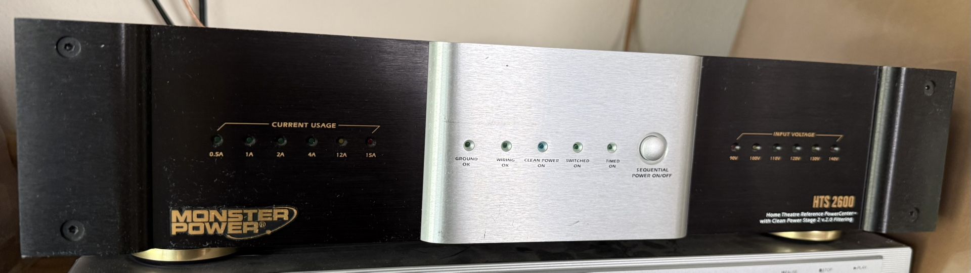 Monster Power HTS 2600 MKII Power Conditioner and Surge Protector