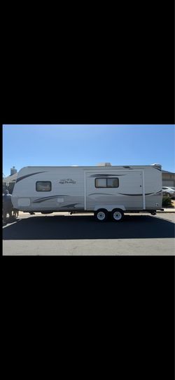 2013 Jayco jayflight 25” foot with slide out