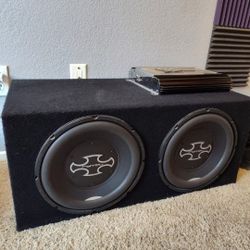 12" Subwoofers With 500 Watt Amplifier 