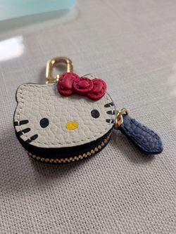 Maison de Sabré x Hello Kitty Charm