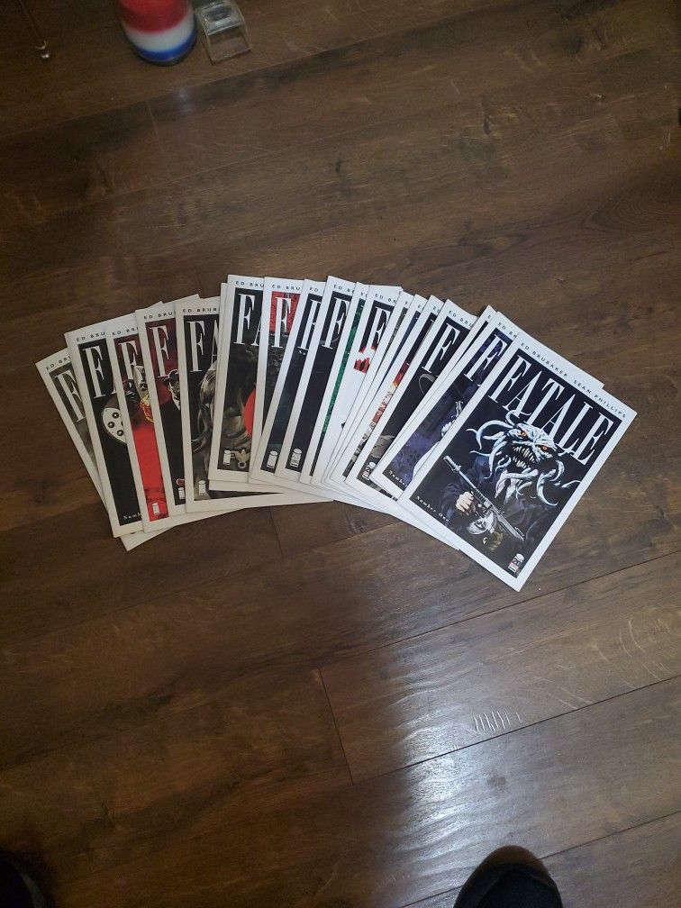 Fatale Comic 1-21