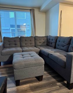 4 Piece Upholstered Sectional Couch