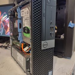 Dell Optiplex SFF 7070 Desktop 
