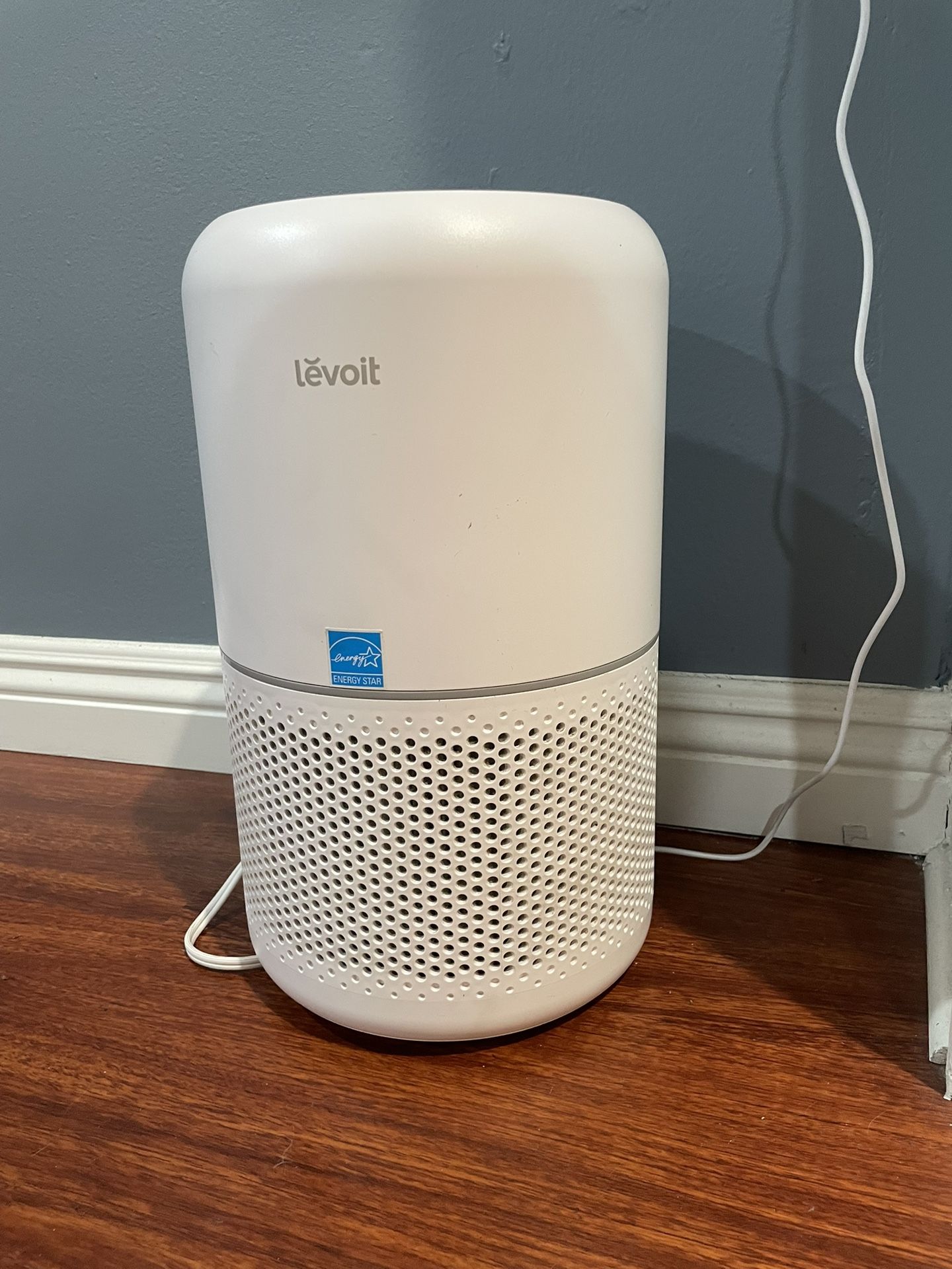 2 Levoit Air Purifiers