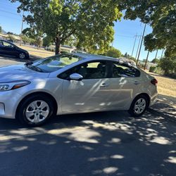 Kia Forte 2018 Manual ! 