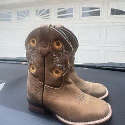 Girls Boots