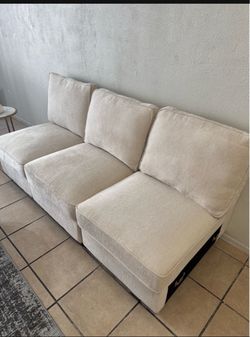 3 peace Sofa