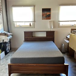 Full Size Casper Mattress With Full Size Bed frame 