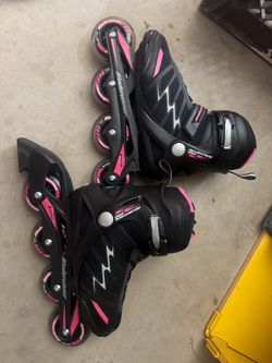 NEW Bladerunner Advantage Pro rollerblades size 7