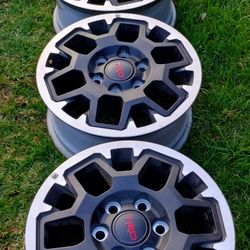2025 OEM TRD TOYOTA TACOMA 17" WHEELS