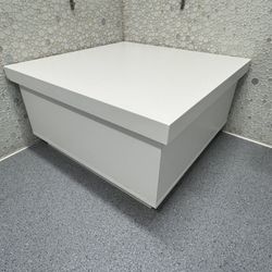 Large Drying Cube/Platform (2 Available)