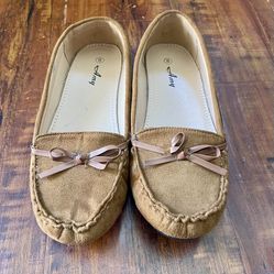 Brown Moccasin Women’s Shoes Size 8-New