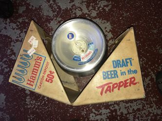 Hamms Tapper Keg With Carrying Box. 