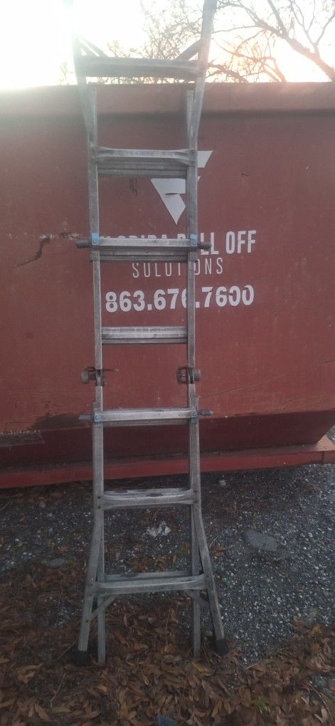 10' Folding Extension Ladder