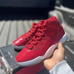 Gym Red 11s 
