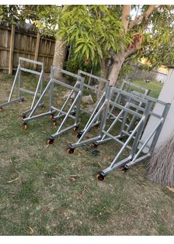 stand for outboard engines