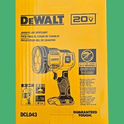 Dewalt 20v LED Spotlight (Tool-Only) 