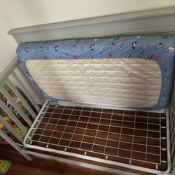 Toddler Sun Bed/ Crib 