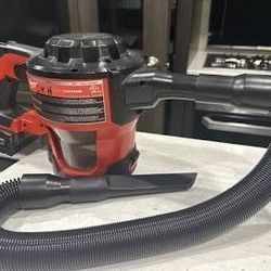 Milwaukee M18 Compact Vacuum